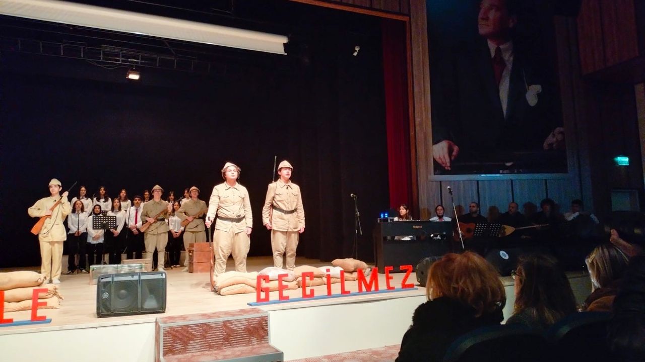 Çanakkale Zaferi, Atatürk Kültür Merkezi'nde kutlandı