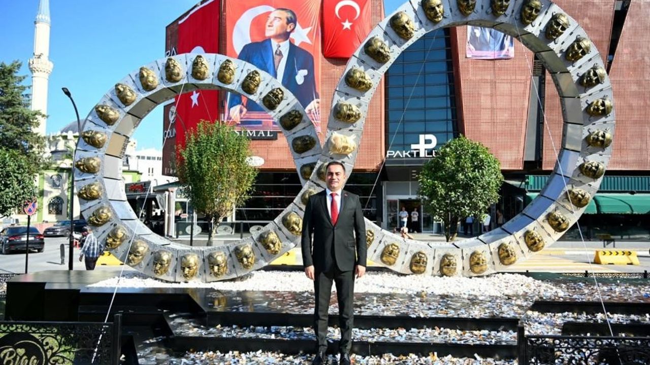 Atatürk Anıtı açıldı