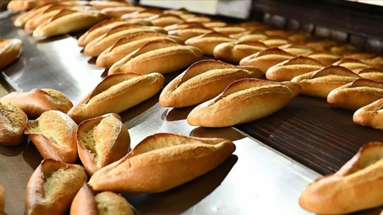 Ekmek yeniden 7 lira…
