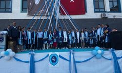65'inci dönem mezunları veda etti