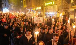 Biga’da Cumhuriyet Yürüyüşü coşkusu sokaklara sığmadı!