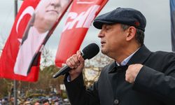 Özgür Özel: Çanakkale’den kepçeyle alıp, çay kaşığı ile veriyorlar