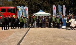 Biga’da çocuklar harçlıklarını şehitler için fidan bağışına dönüştürdü