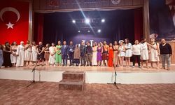 Direklerarası Seyirci Ödülleri’nde Biga Belediyesi İlçe Tiyatrosu’na büyük ödül