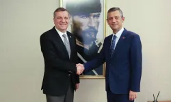 Çanakkale Milletvekili Özgür Ceylan, Yeni Parti'nin A takımında görev aldı