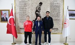 Kaymakam Kayabaşı'ndan Milli Boksör Fatma Belinay Ergin'e Başarı Dileği
