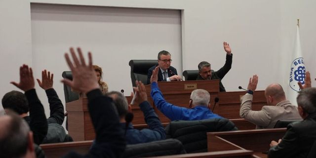Biga Belediye Meclisi'nde iktidar-muhalefet atışması...