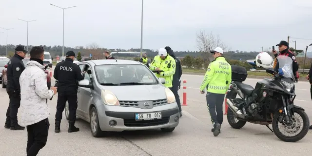 Bayramda trafik denetimleri artırıldı