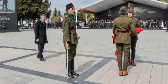 Şehitler Abidesi’nde Görkemli Tören