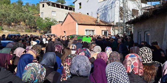 Biga'nın evladı Ahmet Alp dualarla son yolculuğuna uğurlandı
