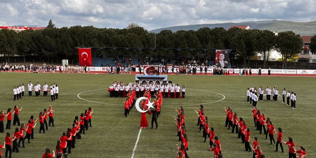 Egemenliğin 106. yılı Biga’da coşkuyla kutlandı