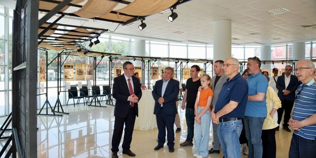 Biga'da anlamlı sergi açılışı