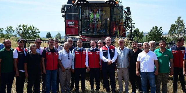 Biga'da 845 dekarlık mera ıslah projesinde ilk hasat yapıldı