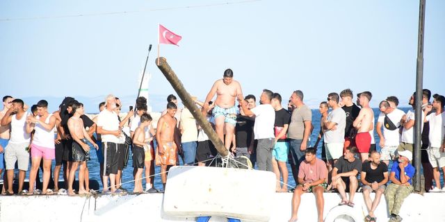 Karabiga’da 42. Priapos Deniz Festivali coşkusu