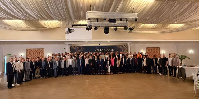Şadan Doğan Beyaz Listesini kamuoyuna tanıttı; büyük projelere vurgu yaptı