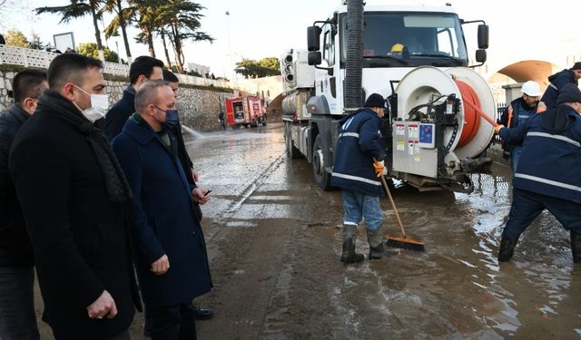 Turan, Biga’da sel bölgesinde incelemelerde bulundu