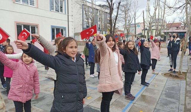 D. Ekrem Ergün İlkokulu'ndan 18 Mart programı