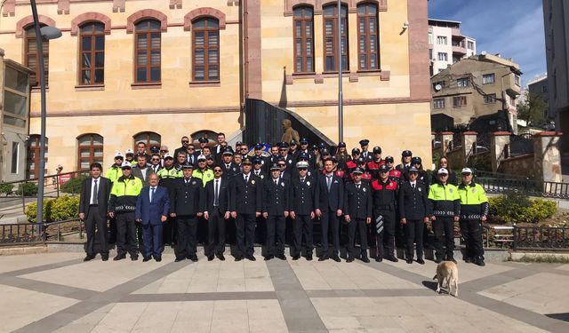 Polis teşkilatı Biga'da 177'inci yıldönümünü kutladı