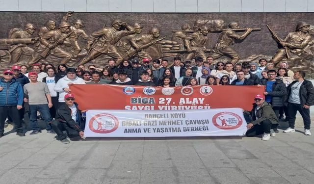 Bigalılar'dan 27'nci Alay yürüyüşü