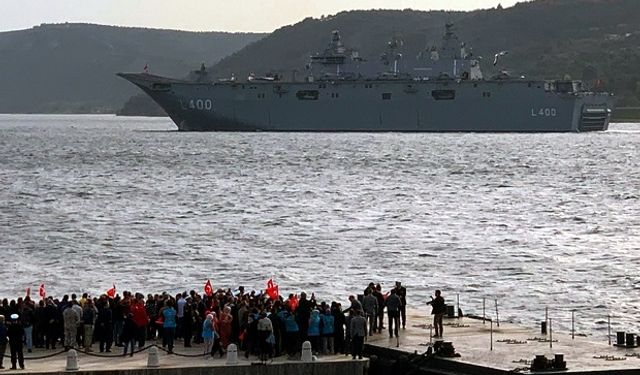 TCG Anadolu, Çanakkale Boğazı’ndan geçti