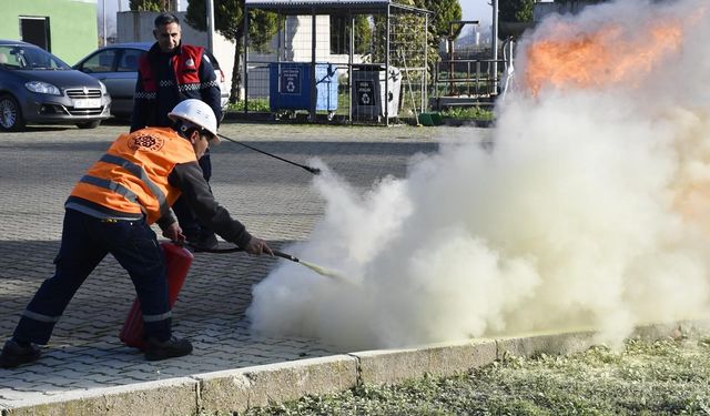 Belediye personeline acil durum eğitimi