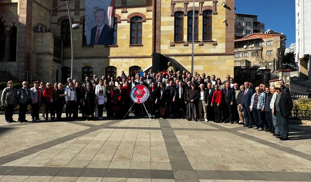 CHP’den alternatif çelenk töreni