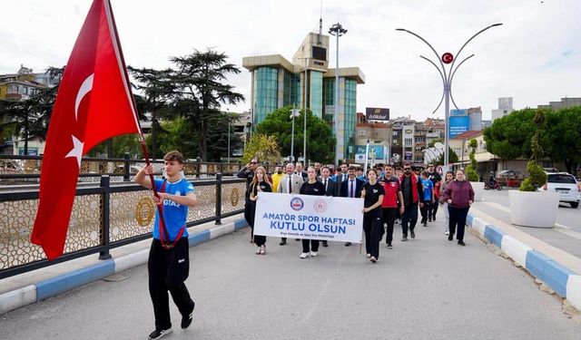 Amatör Spor Haftası yürüyüşü gerçekleştirildi