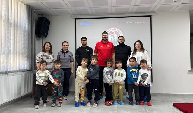 Minikler Ata Sporu Güreşle Tanıştı: Biga’da Kültürel Miras Buluşması