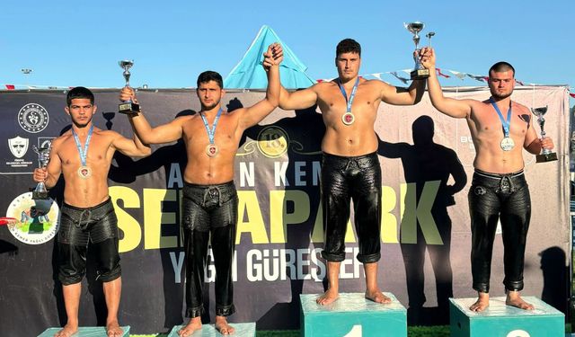 MHP Çanakkale İl Başkanı Altınkaya'dan Başpehlivan Aktürk'e Tebrik