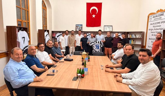 Balıklıçeşme'de vefa dolu veda: 78 numaralı forma emekli edildi