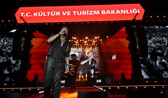 Çanakkale Kültür Yolu Festivali'nde Sefo Rüzgarı Esti