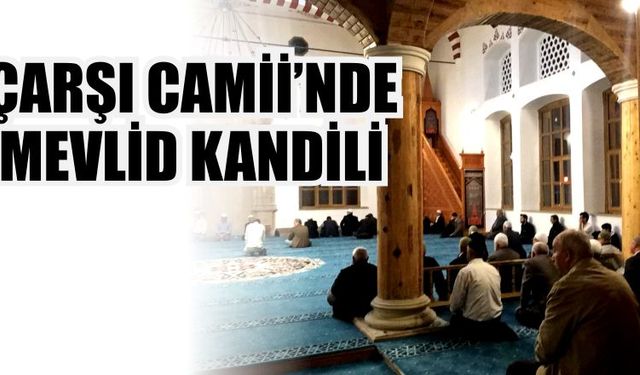 Camiilere akın ettiler