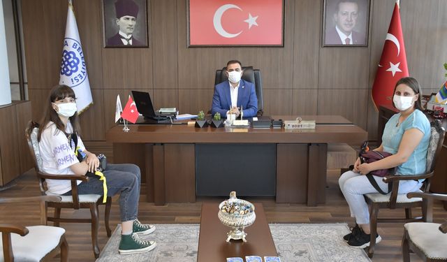 Başkan Erdoğan, Gülse Tetik’i Tebrik Etti