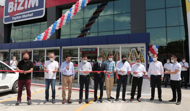 Bizim Toptan Çanakkale’deki ikinci  mağazasını Biga’da açtı