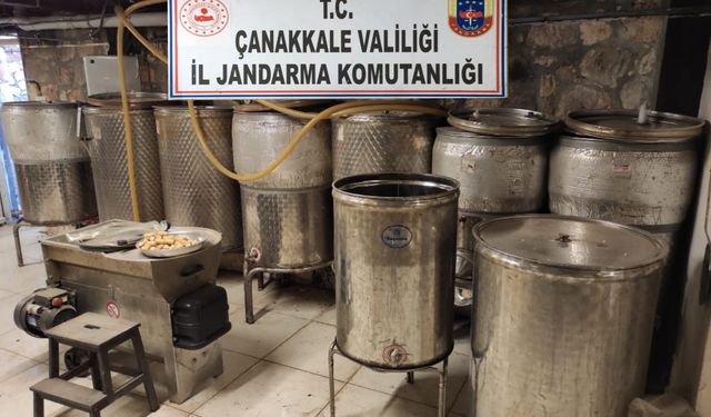 Bozcaada'da 7 Bin 584 Litre Sahte Şarap Yakalandı