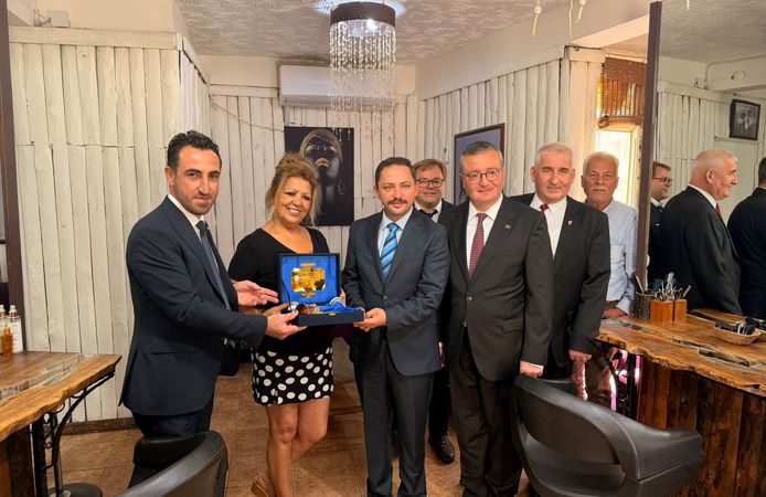 Biga'da 40 Yıllık Emektar Esnaflara Ahilik Plaketi