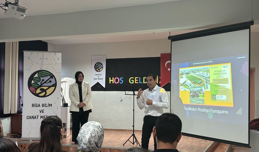 Biga'da siber zorbalık anlatıldı