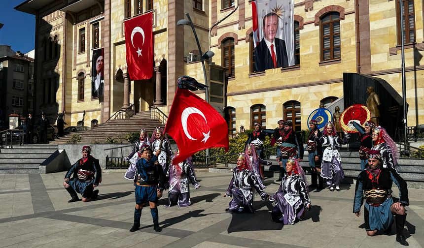 Biga'nın kurtuluşunun yıldönümü törenle kutlandı