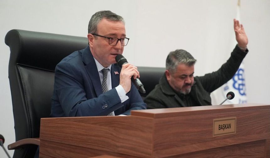 Biga Belediyesi’nde Yılın İlk Meclisi: Duygusal Anlar, Denetim Komisyonu Seçimi ve Su Eleştirileri