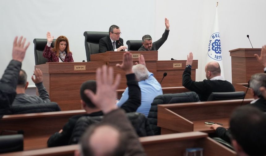 Biga Belediye Meclisi’nde iktidar ile muhalefet karşı karşıya geldi