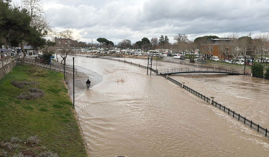 Kocabaş Çayı taştı