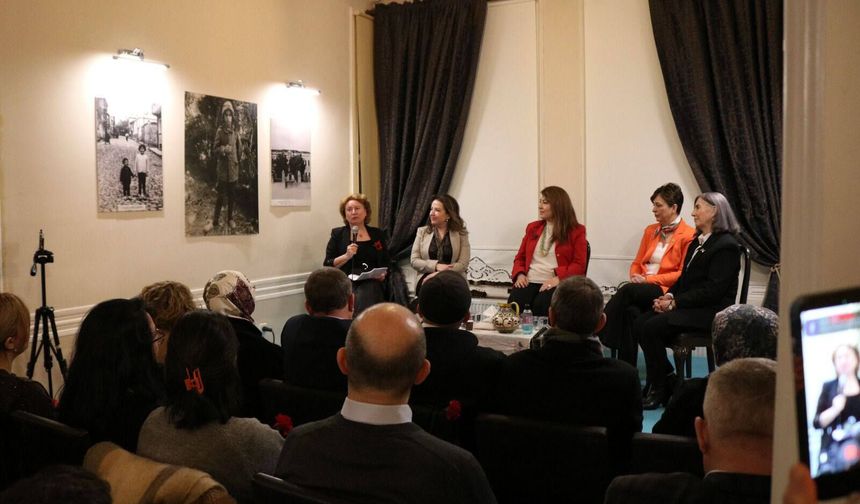 Biga’da kadın emeği söyleşi ve sergiyle taçlandırıldı