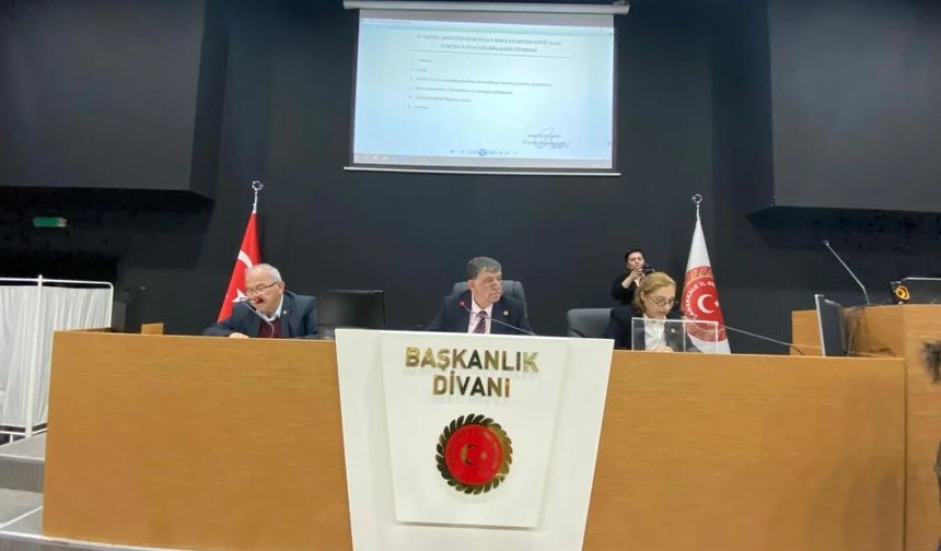Halil Ertuğrul 21 oyla yeniden başkan