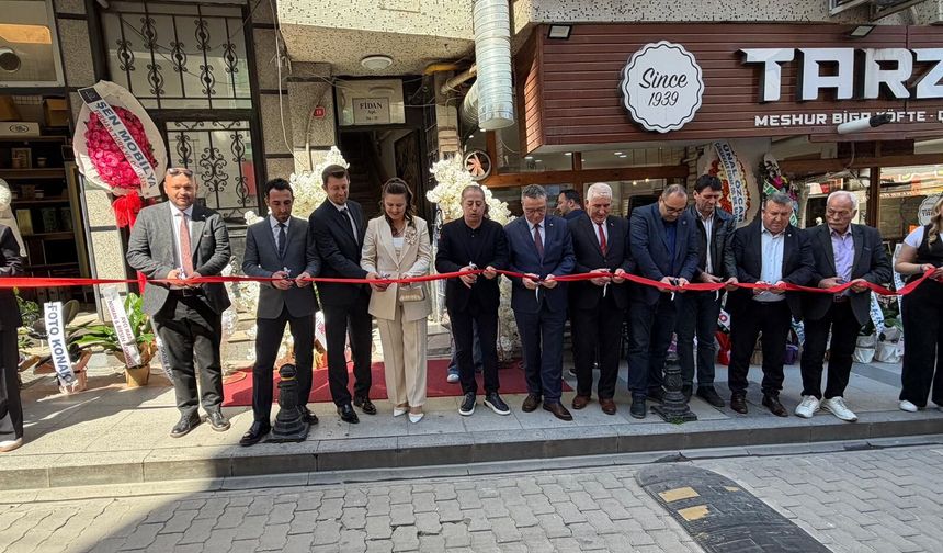 Sevim Atan Kuaför salonu Biga’da açıldı