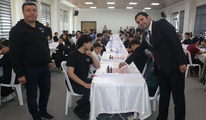Biga'da okullar arası satranç turnuvası heyecanı başladı