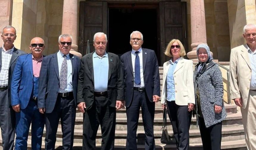 İYİ Parti Biga ilçe yönetiminde flaş gelişme: İlhan Öztürk ve ekibi görevden alındı