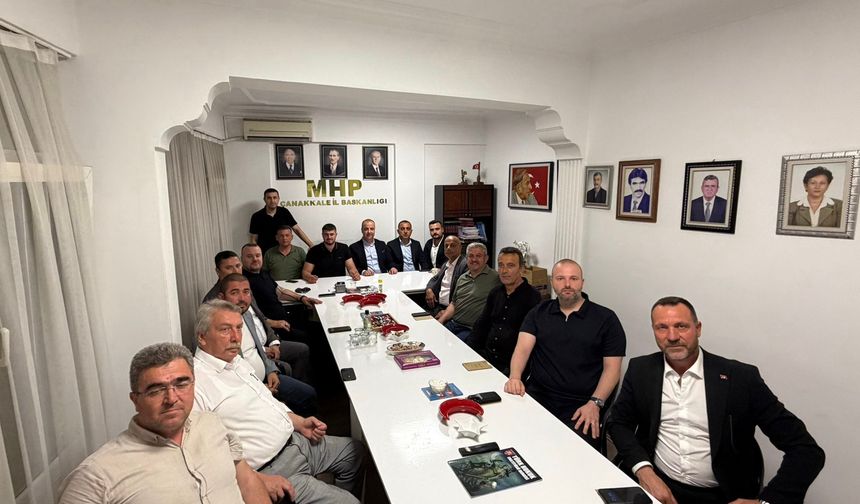 MHP Çanakkale İl Başkanı Salih Altınkaya ilçe başkanlarıyla toplandı