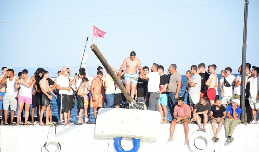 Karabiga’da 42. Priapos Deniz Festivali coşkusu