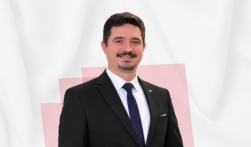 Yeni Parti'de Aday Özden Barış Çetin