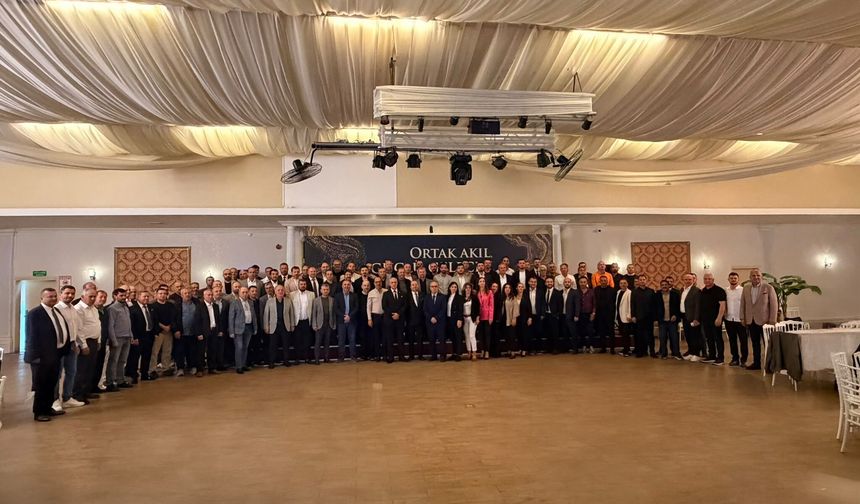 Şadan Doğan Beyaz Listesini kamuoyuna tanıttı; büyük projelere vurgu yaptı